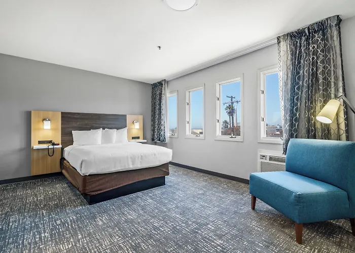 Hotel Avisa Downtown